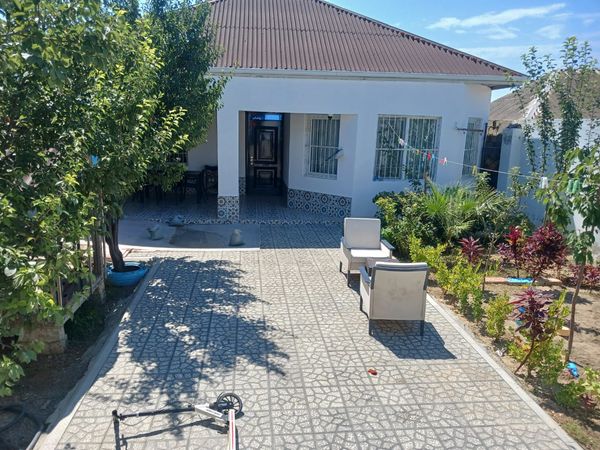 Bağ evi, 160 m², Binəqədi r. Məscidin yaxınlığında, Bakı – Bakı – ucuztap.az