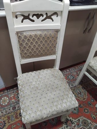 Təcili olarağ 6 ədəd Stul satılır real marağlanan isdəyən Şəxslər müraciət etsinlər – Bakı – ucuztap.az