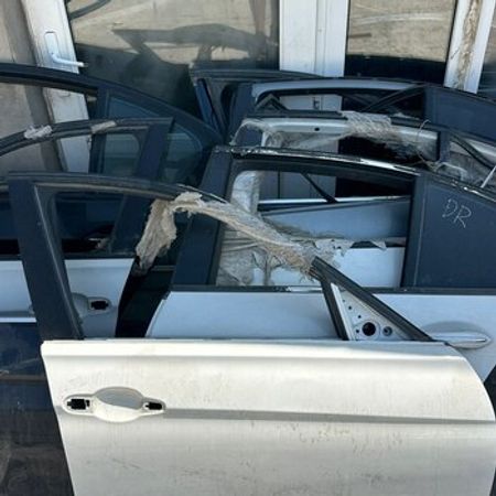 BMW F30 qabaq sağ qapısı – Bakı – ucuztap.az