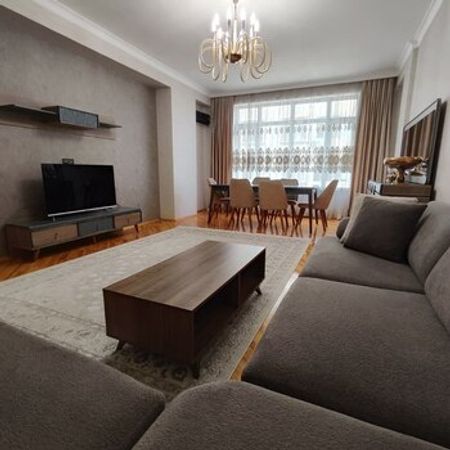 3-Otaqlı yeni tikili, Əsəd Əhmədov küç., 130 m² – Bakı – ucuztap.az
