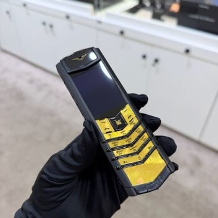 Vertu Signature S Design Sapphire Yellow Gold Black Alligator 4GB – Bakı – ucuztap.az