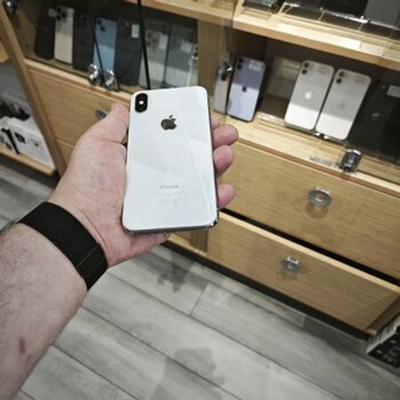 Apple iPhone X Silver 256GB/3GB – Bakı – ucuztap.az