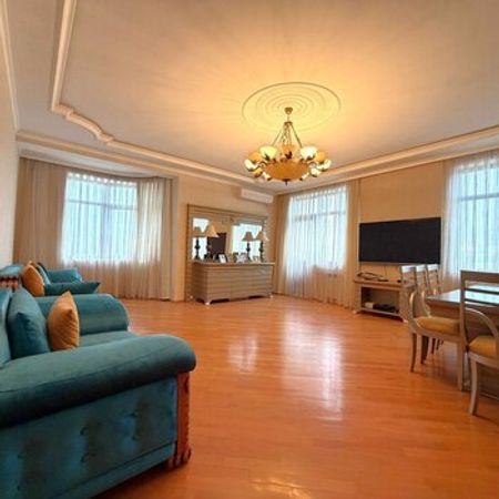4-Otaqlı yeni tikili, Səməd Vurğun küç., 186 m² – Bakı – ucuztap.az