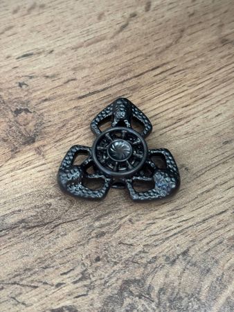 Black Star Spinner Fidget – Oyuncaqlar – Bakı – ucuztap.az
