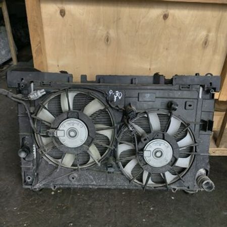Toyota Prius 30 radiatoru – Bakı – ucuztap.az