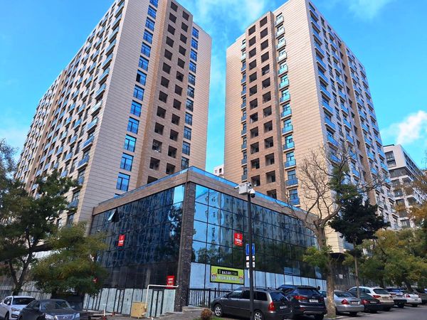 4 Otaqlı mənzil, 150 m², 28 MAY metrosunun 2-ci çıxışında, Bakı – Bakı – ucuztap.az