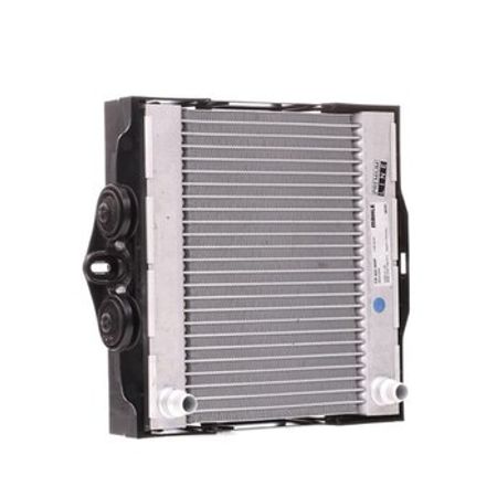 BMW F10 su radiatoru – Ehtiyat hissələri – ucuztap.az