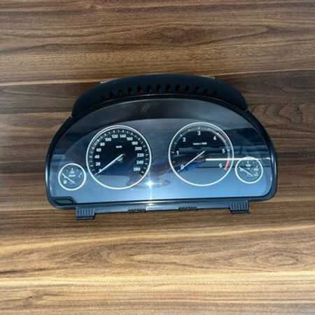 BMW F10 sürət paneli – Ehtiyat hissələri – ucuztap.az