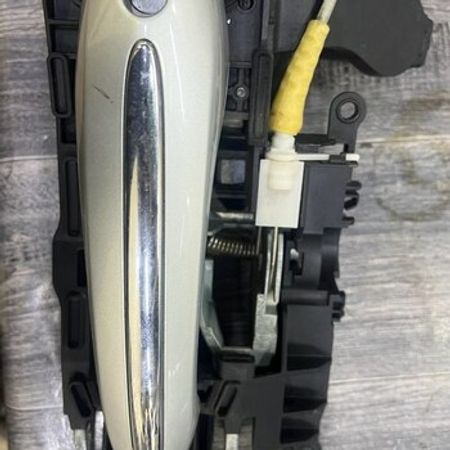 BMW qapı dəstəyi – Bakı – ucuztap.az