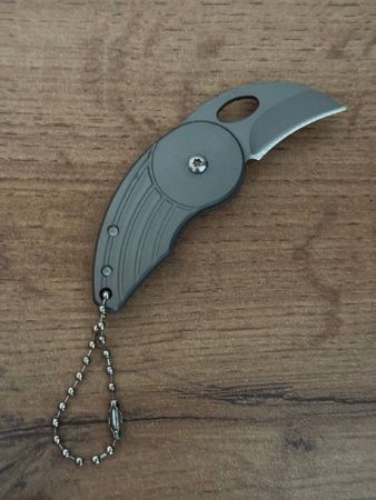 Titanium mini knife fidget – Oyuncaqlar – ucuztap.az