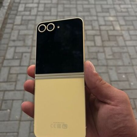 Samsung Galaxy Z Flip 6 Yellow 256GB/12GB – Bakı – ucuztap.az