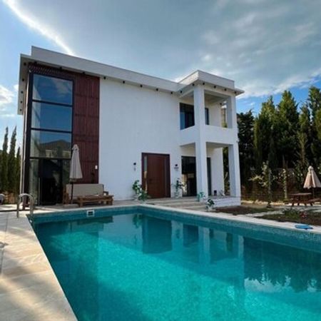 Villa, Novxanı qəs. – Sumqayıt – ucuztap.az