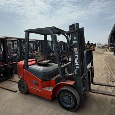 Cpcd20 dizel forklift 2 tonluq ,2023 il – Bakı – ucuztap.az