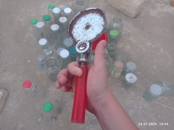 Şüşə qapağın bərkidən əl aparatı – Hacıqabul – ucuztap.az