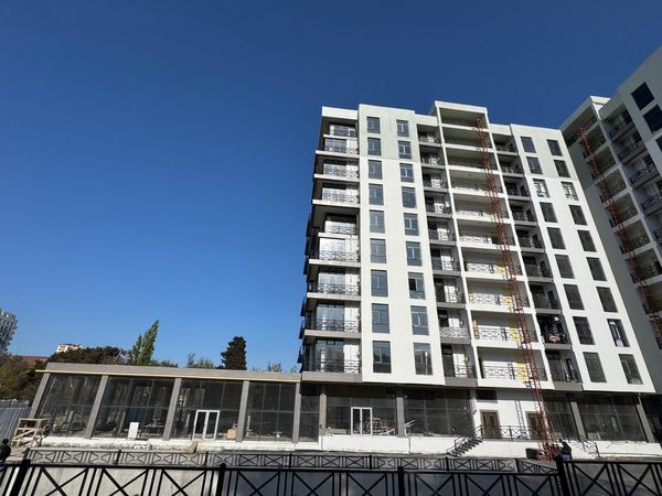 3 Otaqlı mənzil, 124 m², Qaraçuxur qəsəbəsi, Neftçilər parkının yaxınlığı, Bakı – Bakı – ucuztap.az