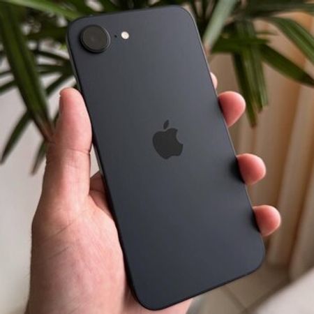 Apple iPhone 16e Black 128GB/8GB – Bakı – ucuztap.az