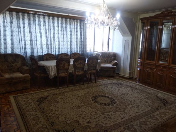 2 Otaqlı mənzil, 65 m², m.Neftciler Q.Qarayev prospekti, Bakı – Bakı – ucuztap.az