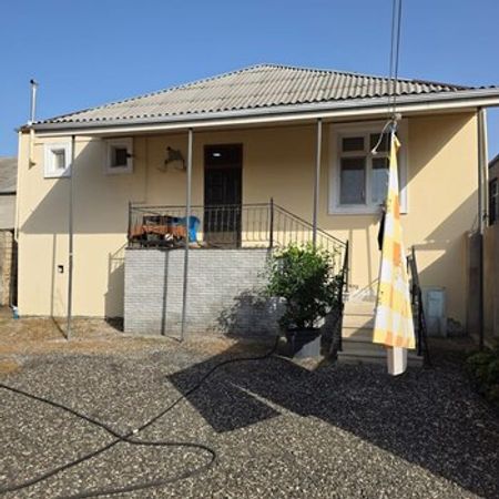 Həyət evi, 49-cu məhəllə. – Villalar, bağ evləri – ucuztap.az