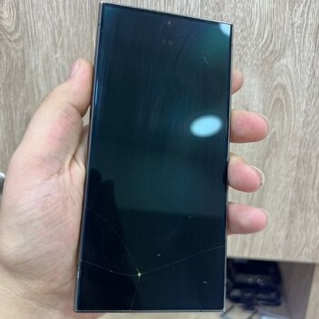 Samsung S24 Ultra ekranı – Telefonlar – ucuztap.az