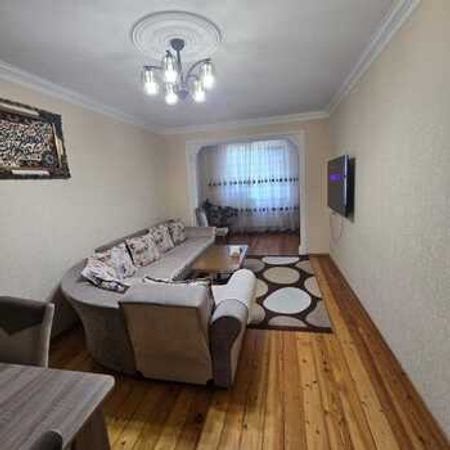 3-Otaqlı mənzil, 8-ci mkr., 75 m² – Satılır – ucuztap.az