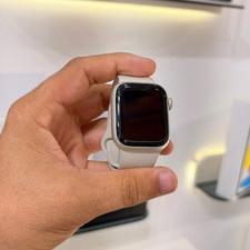 Apple Watch Series 7 Aluminum Starlight 41mm