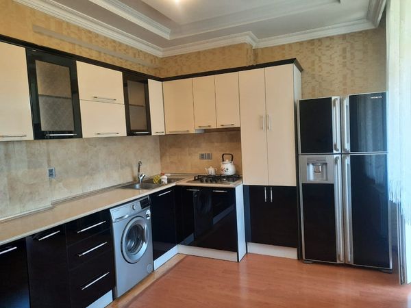 3 Otaqlı mənzil kirayə verilir, 150 m², Asif Məhərrəmov 61, Bakı – Bakı – ucuztap.az