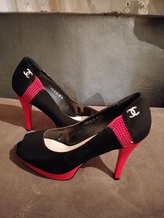 Guess — Ölçü: 40, qara – Bakı – ucuztap.az