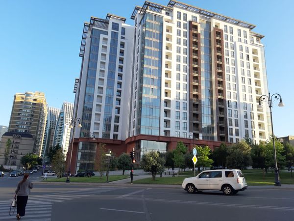 3 Otaqlı mənzil, 110 m², İsmayıl bəy Qutqaşınlı küç., Bakı – Bakı – ucuztap.az