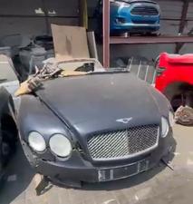 Bentley Lincoln Aston martin Porshe islenmiş ehtiyyat hisseləri Dubai