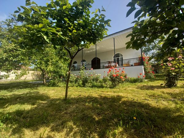 Bağ evi kirayə verilir, 120 m², Şəki Marxal yolu – Şəki – ucuztap.az