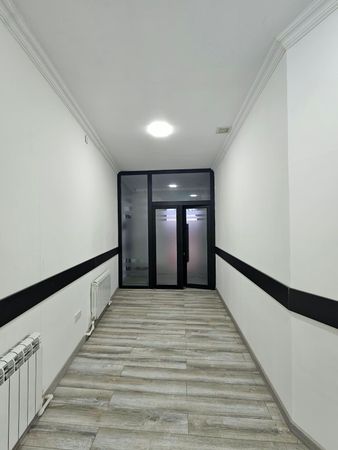 Ofis icarəyə verilir, 255 m², Xətai rayon,Ağ ş. qəs. Babək prospekti, Bakı – Bakı – ucuztap.az