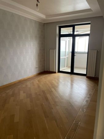 6+ Otaqlı mənzil kirayə verilir, 250 m², Yasamal r. Elimler metrosuna yaxin, Bakı – Bakı – ucuztap.az