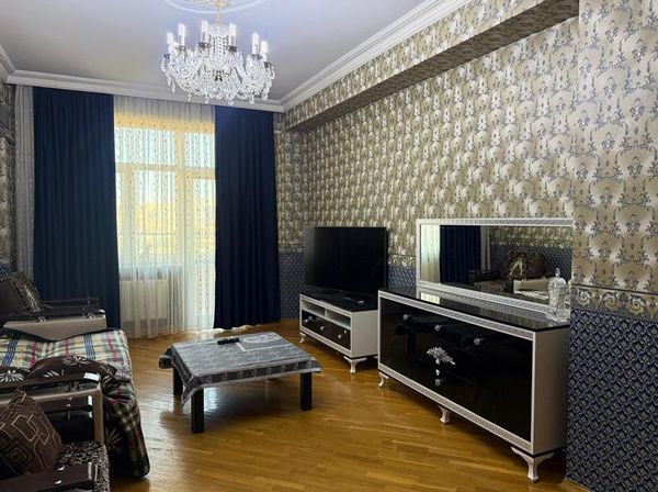 3 Otaqlı mənzil, 130 m², Ceyhun Səlimov küç., Bakı – Bakı – ucuztap.az