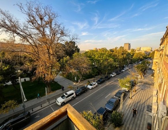 6+ Otaqlı mənzil, 345 m², Bülbül prospekti, Bakı – Bakı – ucuztap.az