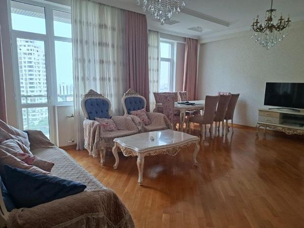 3 Otaqlı mənzil, 117 m², Ənvər Hüseynov küç., Bakı – Bakı – ucuztap.az