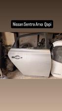 Nissan Sentra Arxa qapi