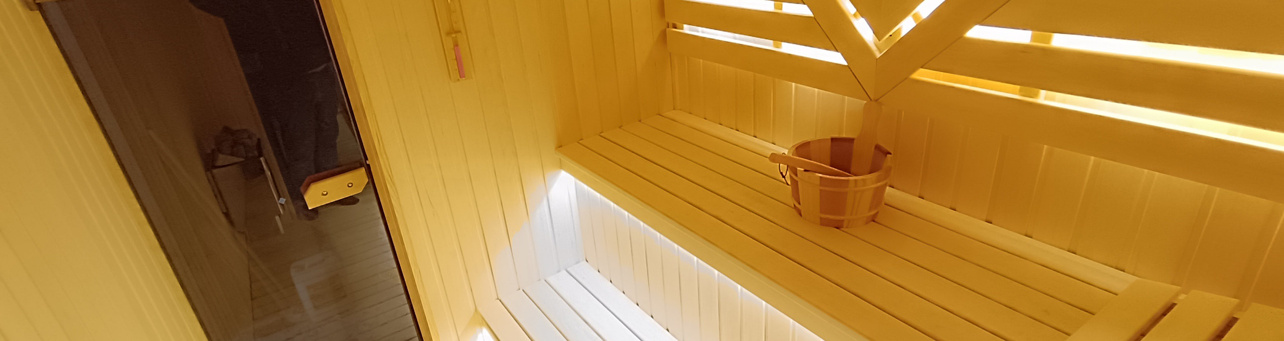 Sauna tikintisi mağazası banneri