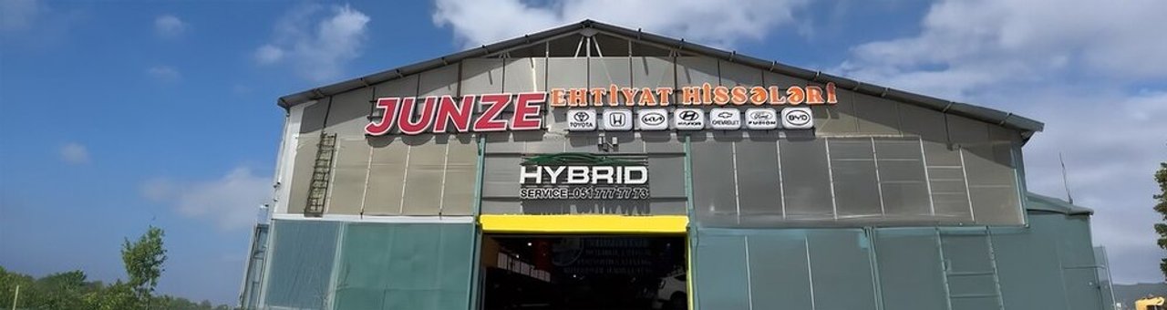 Junze Autoparts mağazası banneri