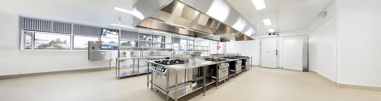 Tam Kitchen mağazası banneri
